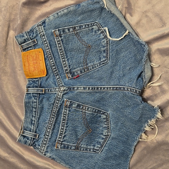 Levi's Blue Jean Shorts - Picture 2 of 6